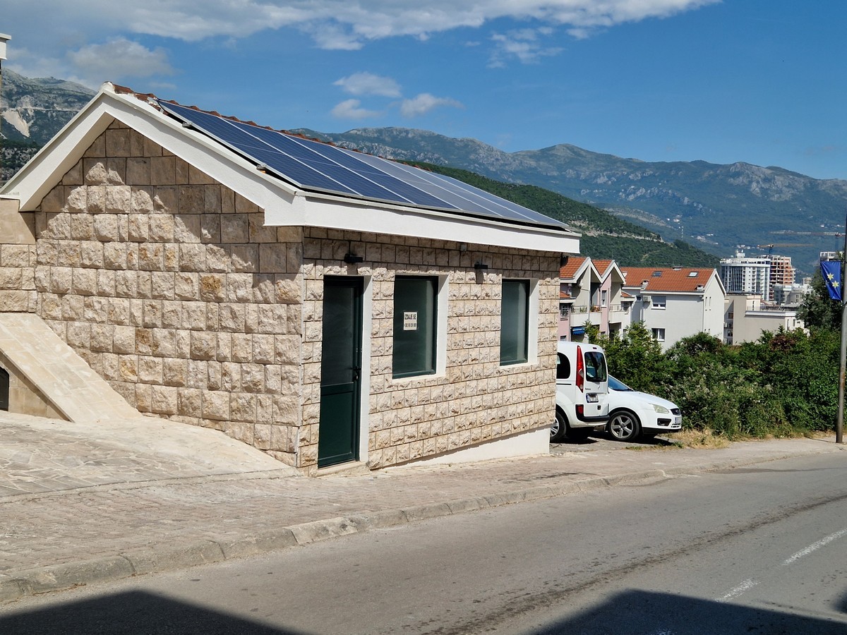 Poslovni prostor na Topliškom putu, Budva 